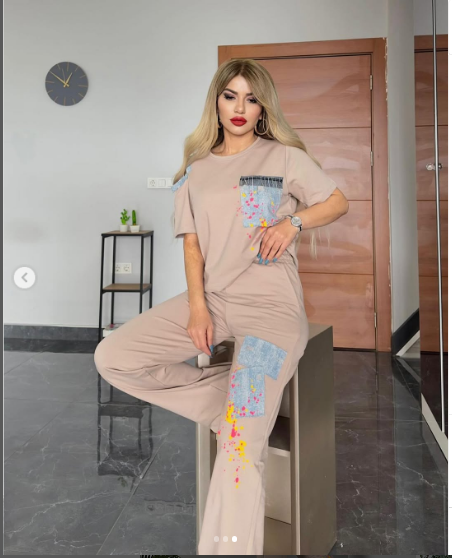Women Printed Co-Ord set With Crop Top And Jogger